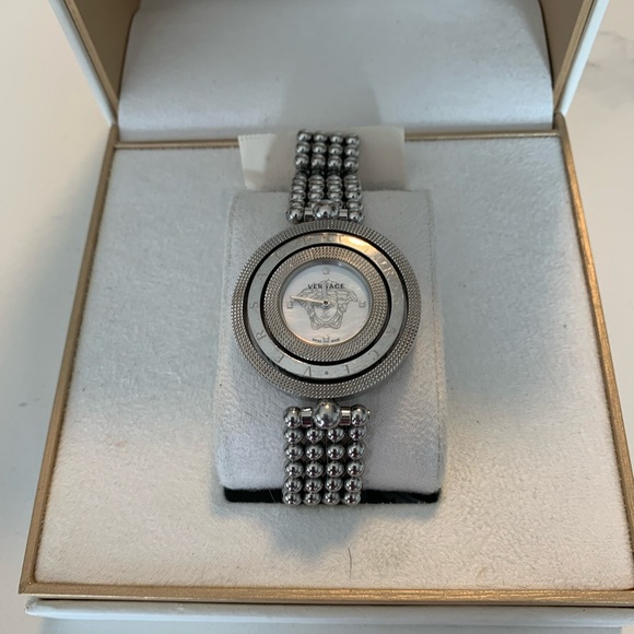 Stainless Versace rotating face watch - Picture 2 of 8